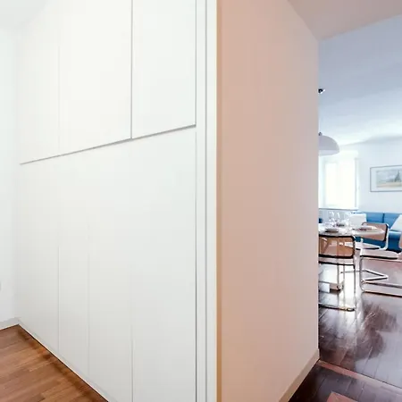 Downtown Como-porta Torre Flat Lägenhet