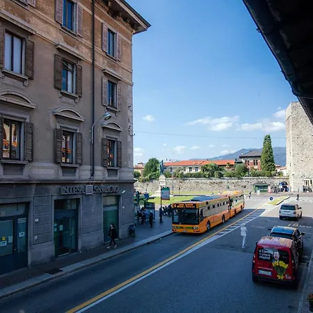 Downtown Como-porta Torre Flat * Como