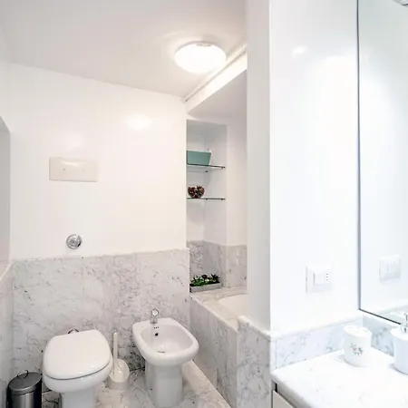 Downtown Como-porta Torre Flat شقة كومو