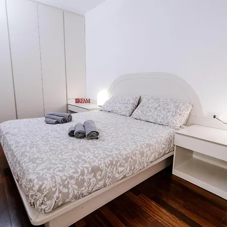 Downtown Como-porta Torre Flat